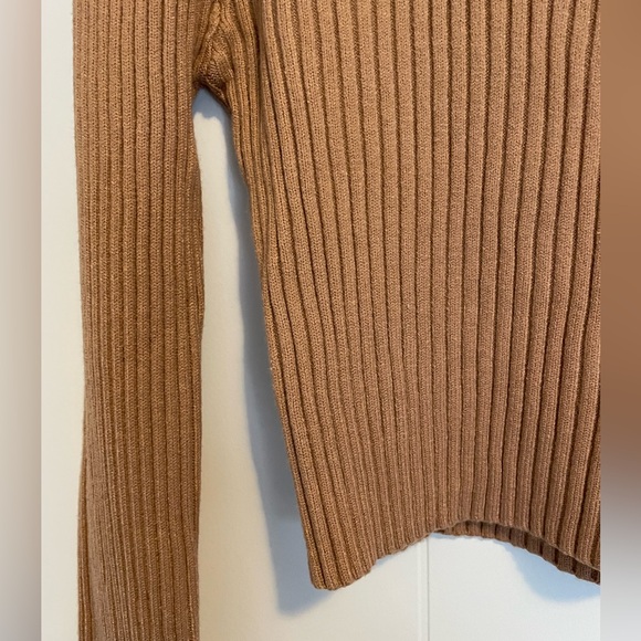 Beige-brown cropped sweater - Picture 2 of 2
